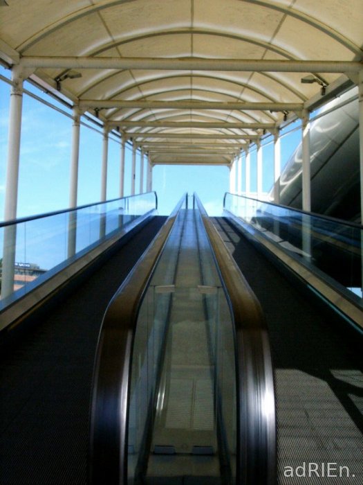 escalator