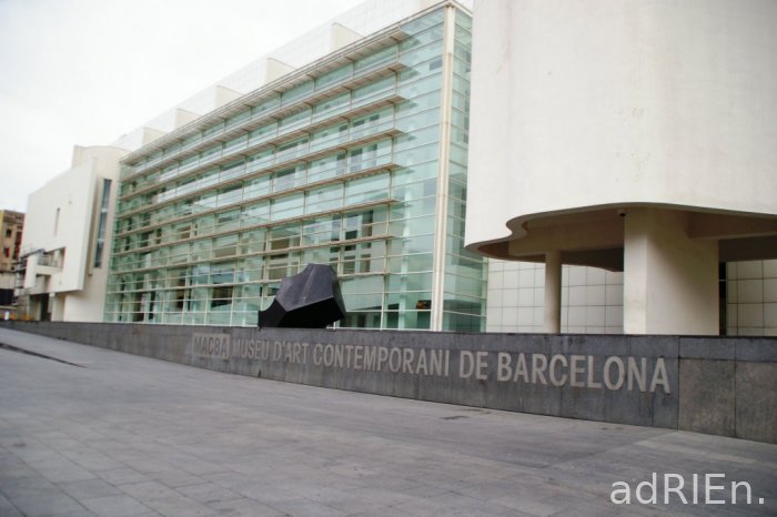 j2 - macba (1)