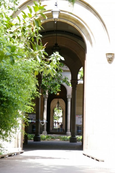 j4 - université de barcelone (1)