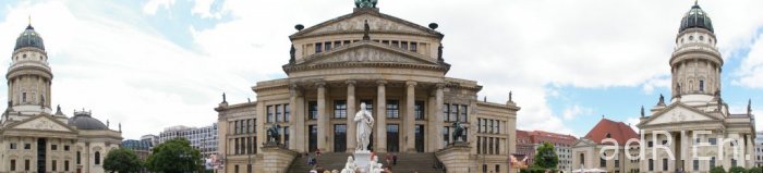 J2 Gendarmenplatz panorama
