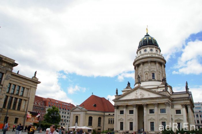 J2 Gendarmenplatz1